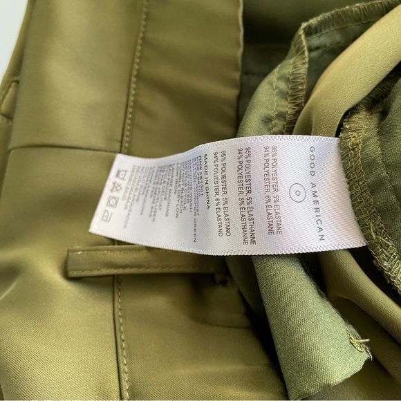GOOD AMERICAN GREEN SATIN CARGO PANTS - Picture 14 of 14